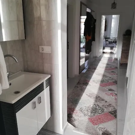 Ulas Kemers House